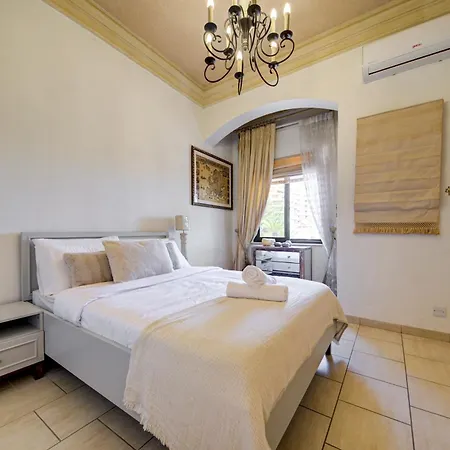 Boutique 5 Bedroom - Private Pool&outside Dinning *