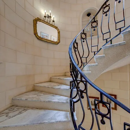 Boutique 5 Bedroom - Private Pool&outside Dinning Villa Is-Swieqi