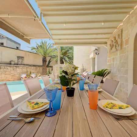 Boutique 5 Bedroom - Private Pool&outside Dinning Villa Is-Swieqi