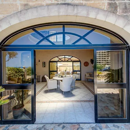 Boutique 5 Bedroom - Private Pool&outside Dinning * Is-Swieqi